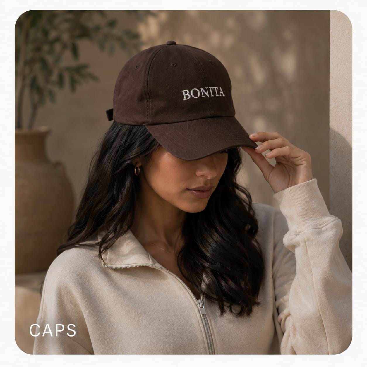 Caps