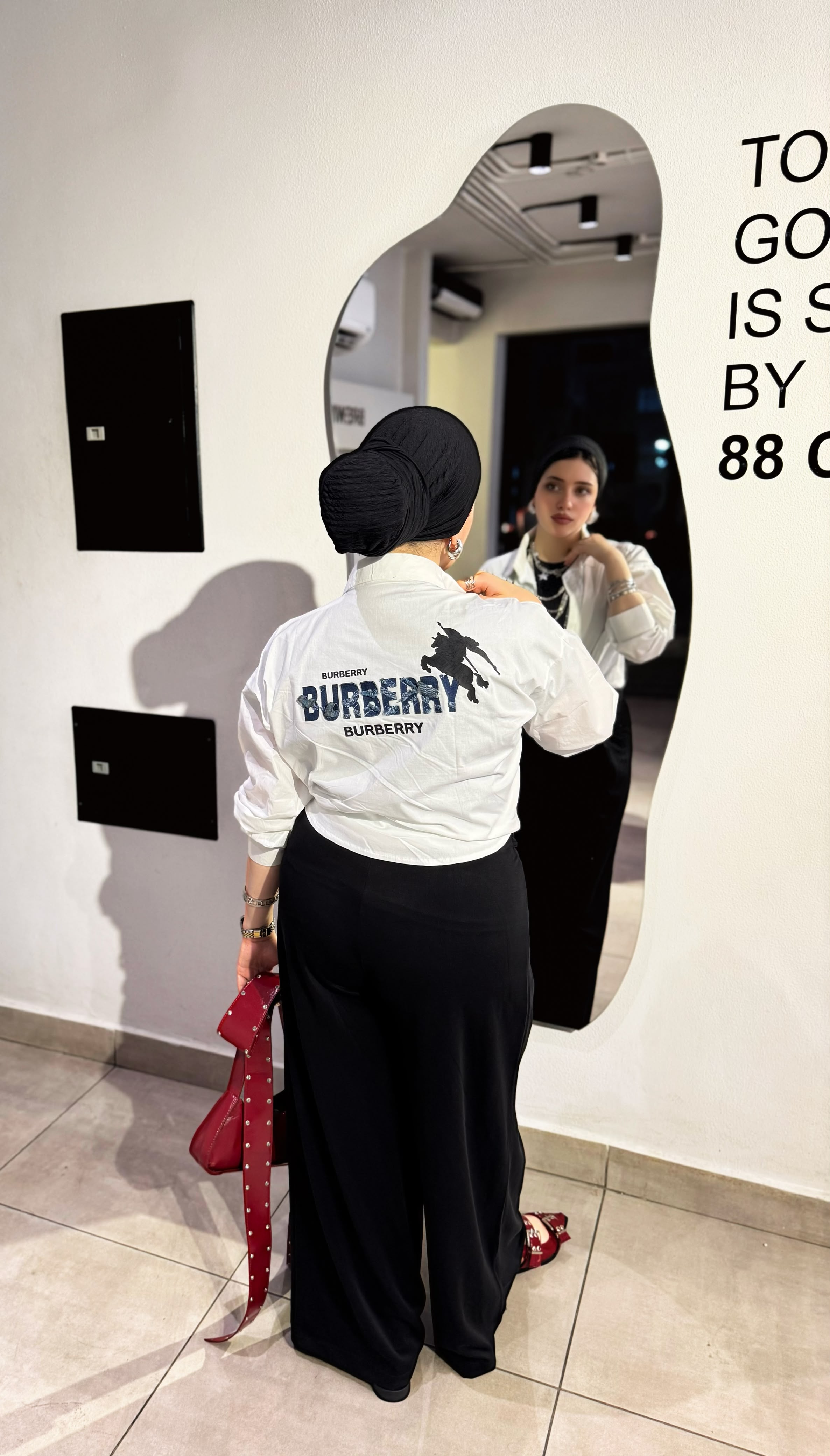شميز BARBERRY