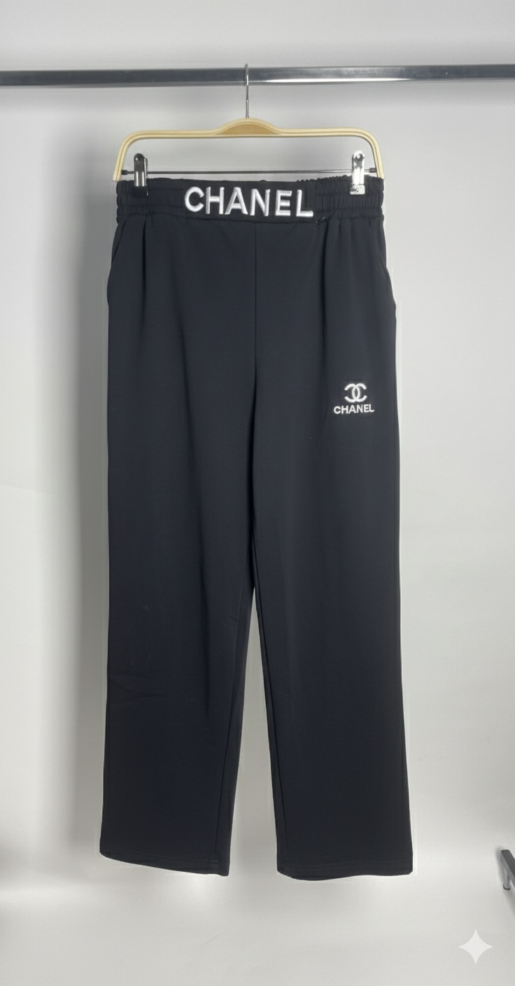 Sweet pants chanel